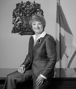 L’honorable Carol Skelton