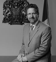 Photographe de L’honorable Chuck Strahl, Conseiller privé, Président